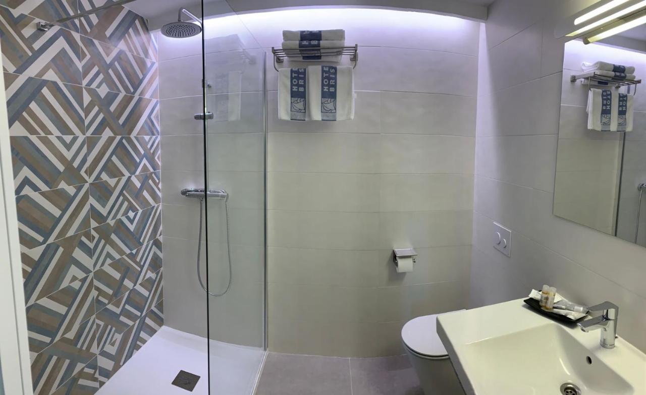 Camera Deluxe Matrimoniale/Doppia con Letti Singoli con Vista Piscina