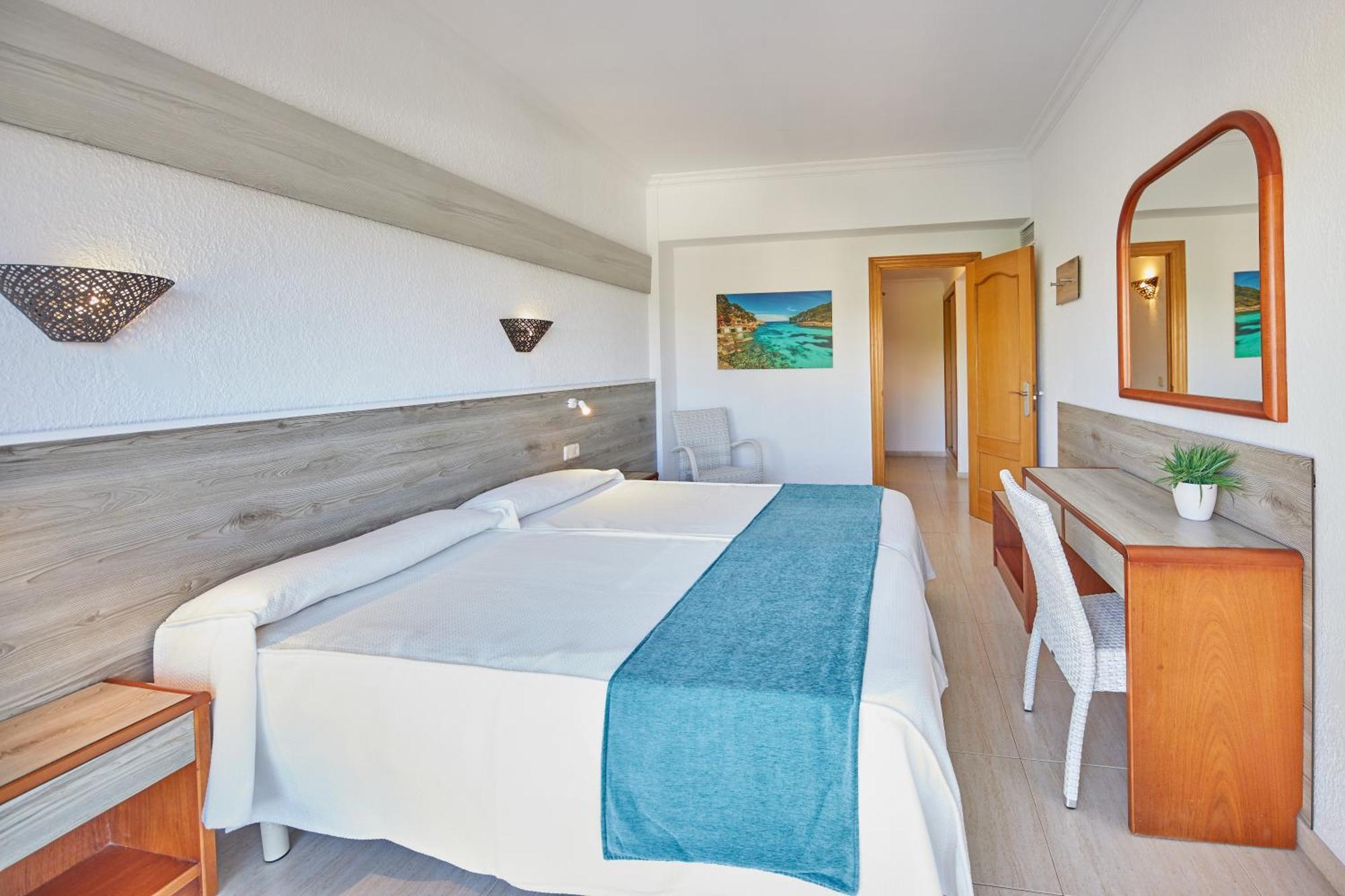 One-Bedroom Apartment,1272330505:JPEG