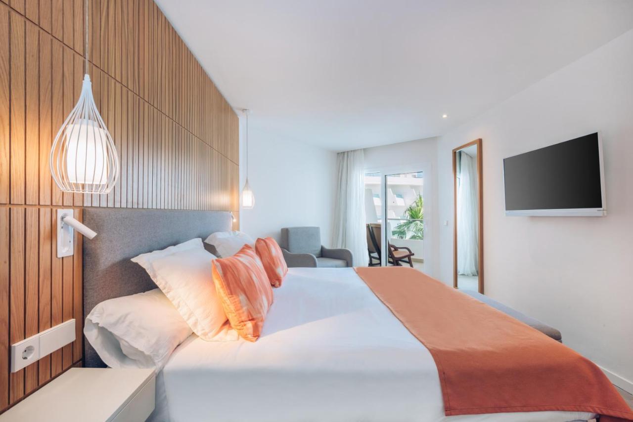 Single Room with Terrace,1287484804:JPEG