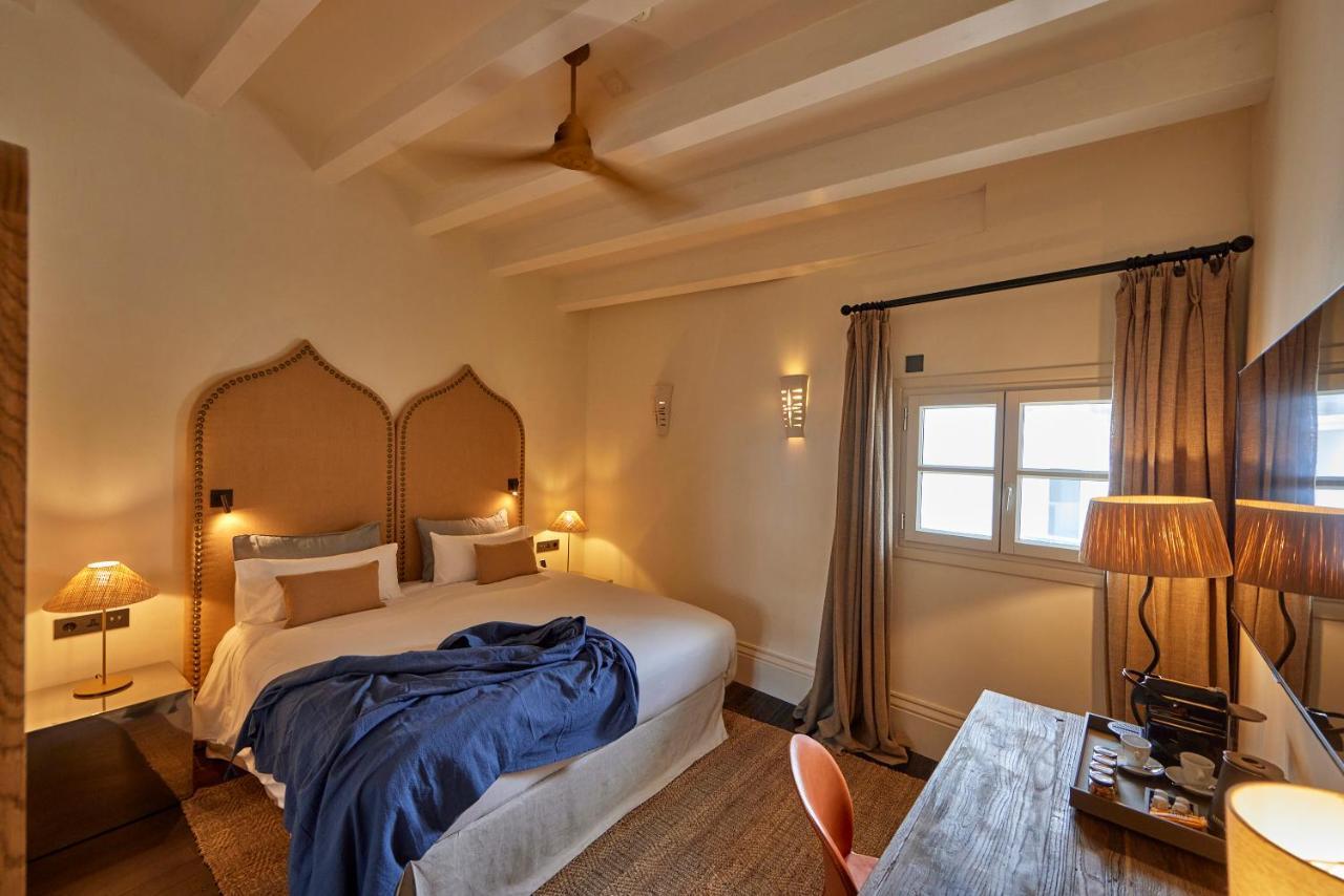 The Grand Flow-Deluxe Double Room,1295956903:JPEG