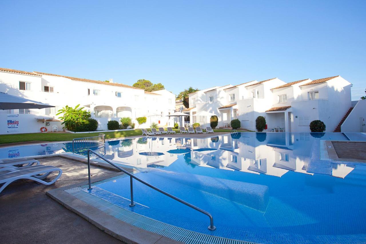 Apartamento con vistas a la piscina