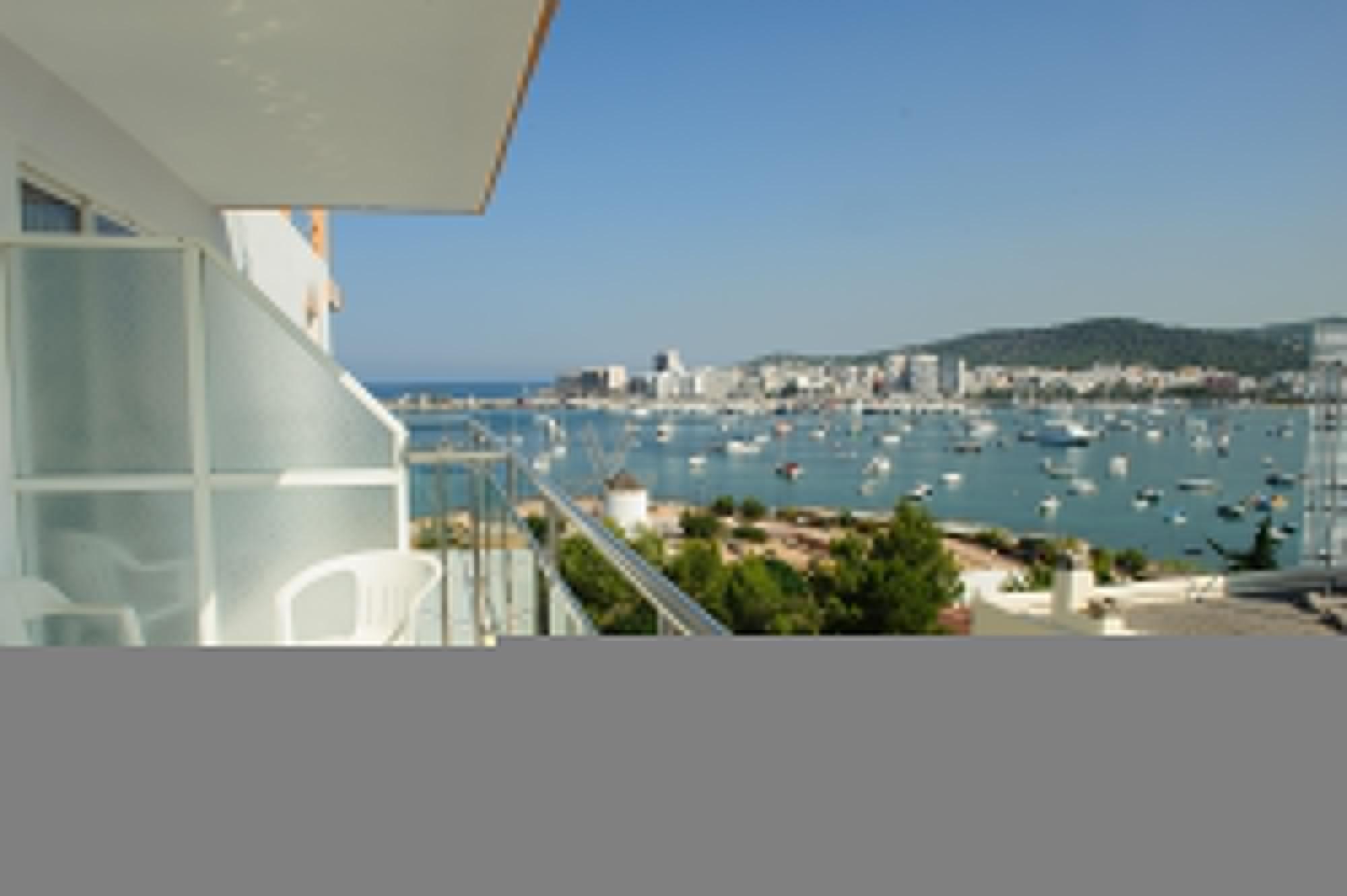 Camera Matrimoniale/Doppia con Letti Singoli con Vista Mare
