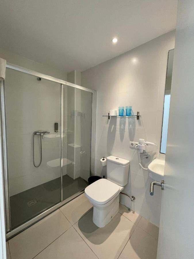 Studio Apartment (2 Adults),1369555610:JPEG