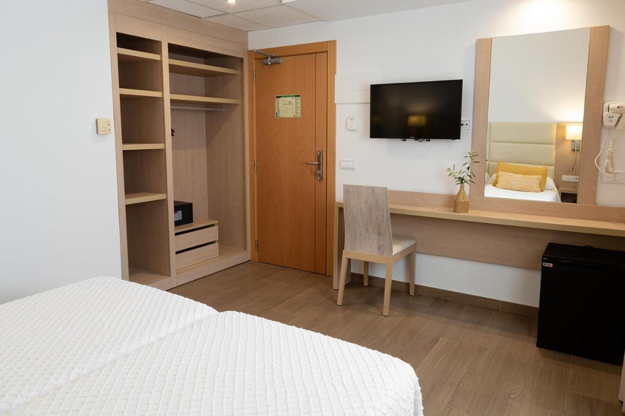 Double or Twin Room,1381433156:JPEG