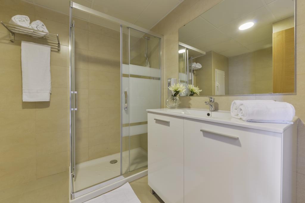 Double Room,1126692255:JPEG