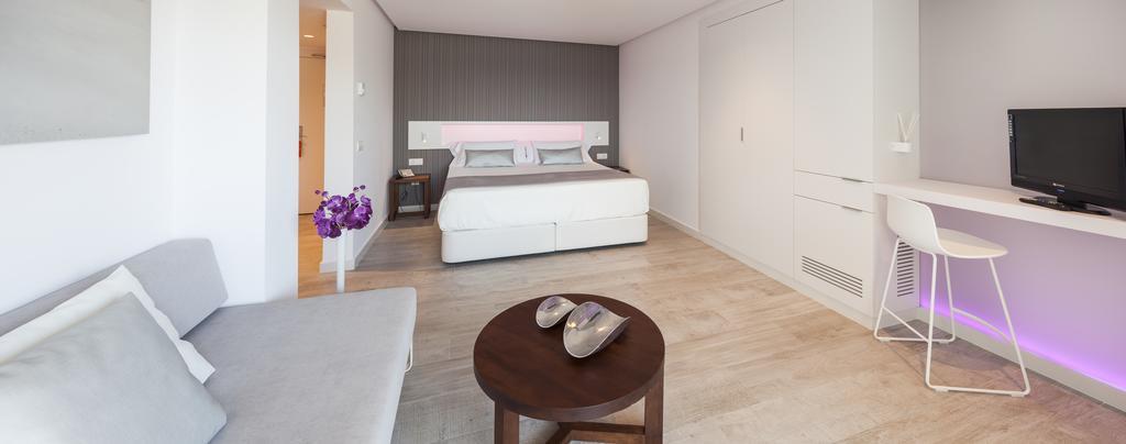 Twin Room with Terrace