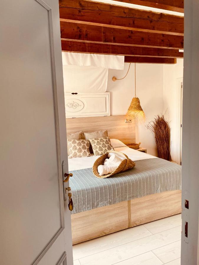 Doppel- oder Zweibettzimmer