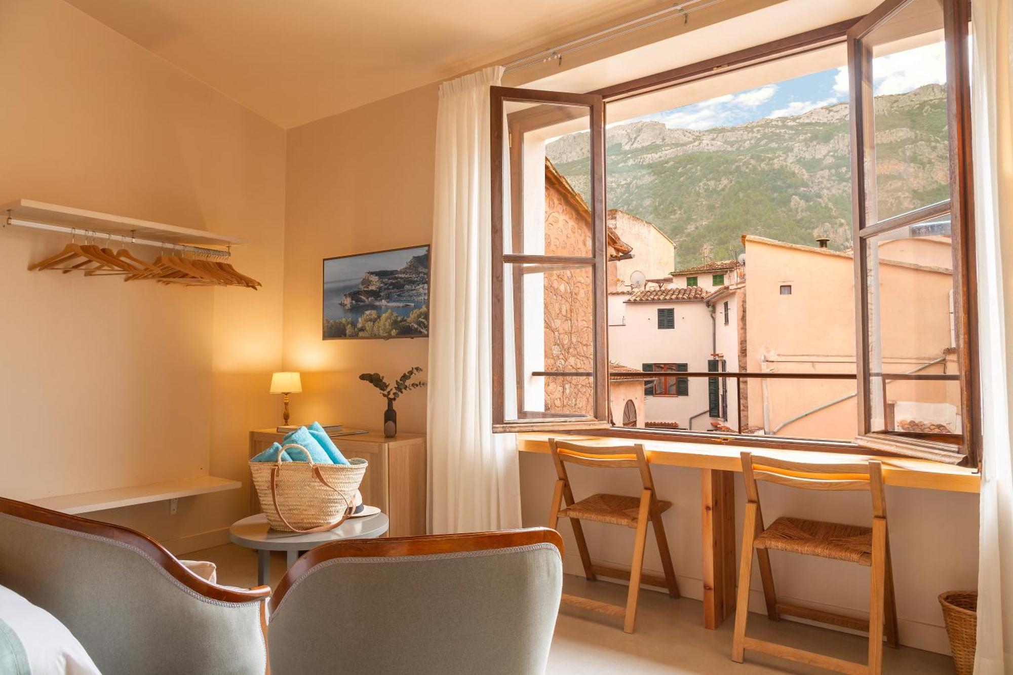 Chambre Double - Vue sur Montagne
