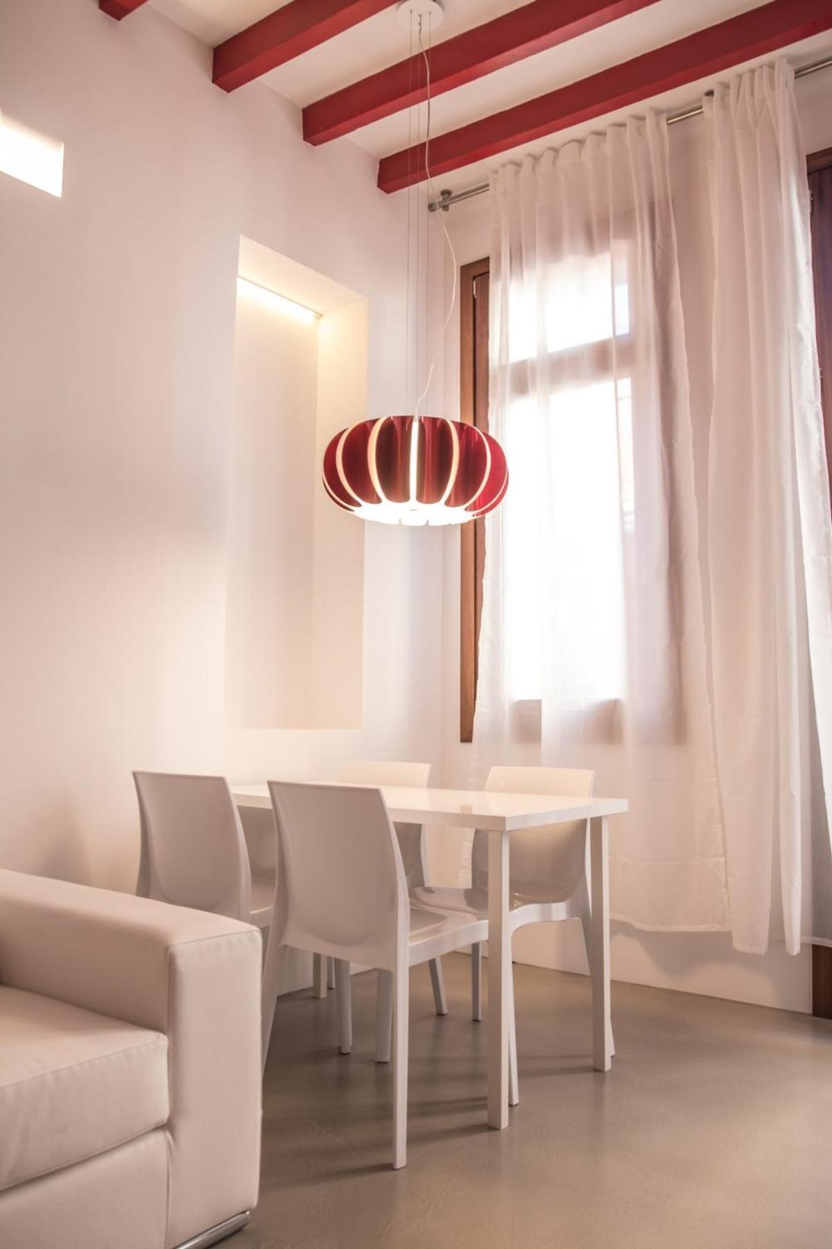 Appartamento con Balcone