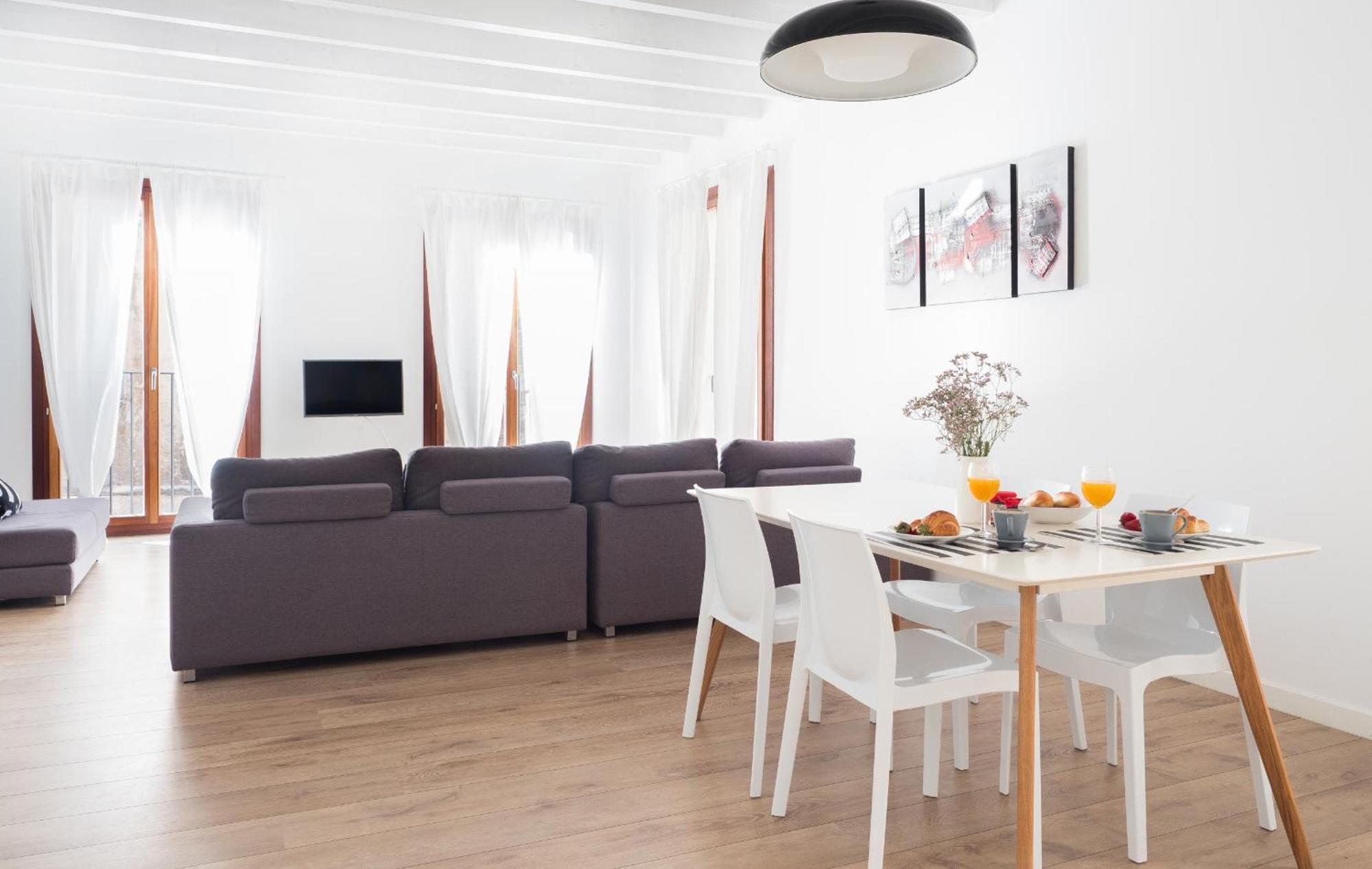 One-Bedroom Apartment Terrace