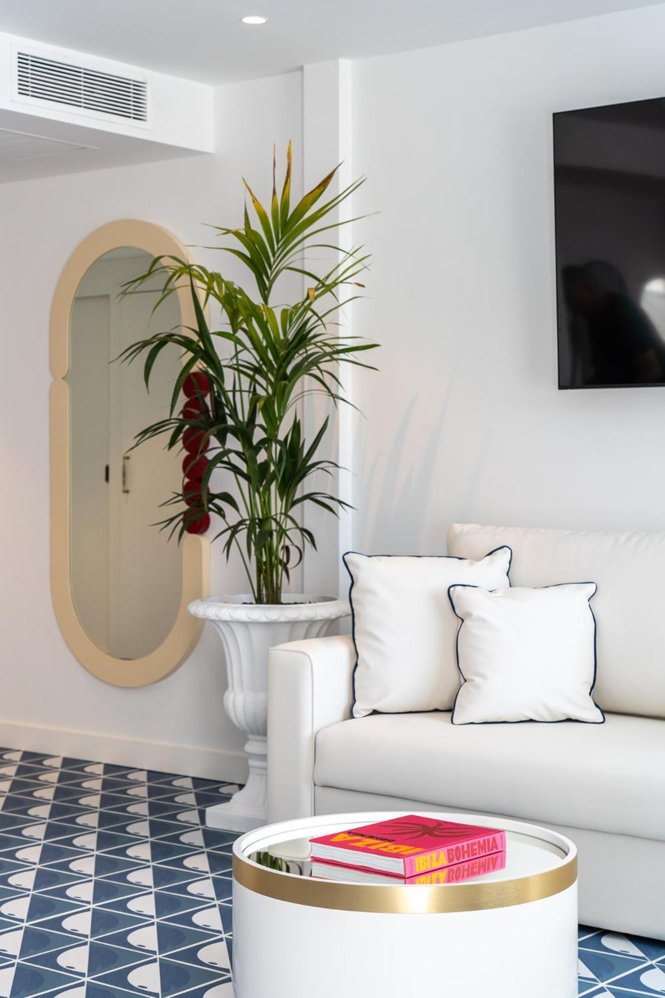 Suite Sea View with Terrace - Tribute to Ibiza