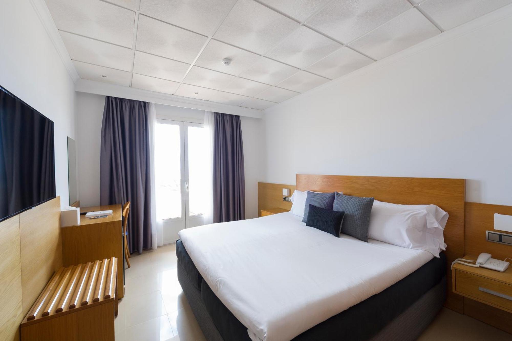 Standard Double Room,1592167295:JPEG