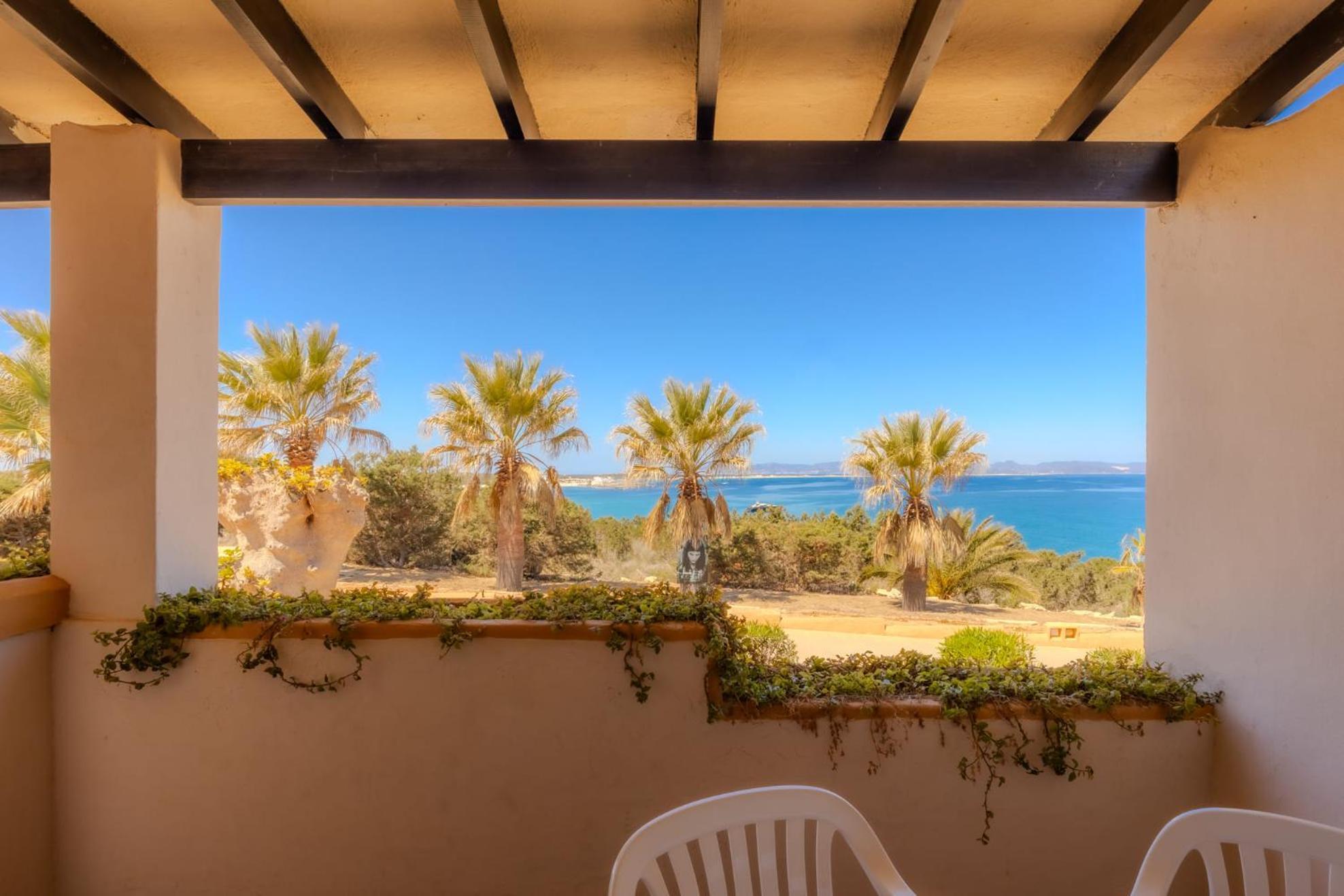 One-Bedroom Apartment (4 Adults),1578382544:JPEG