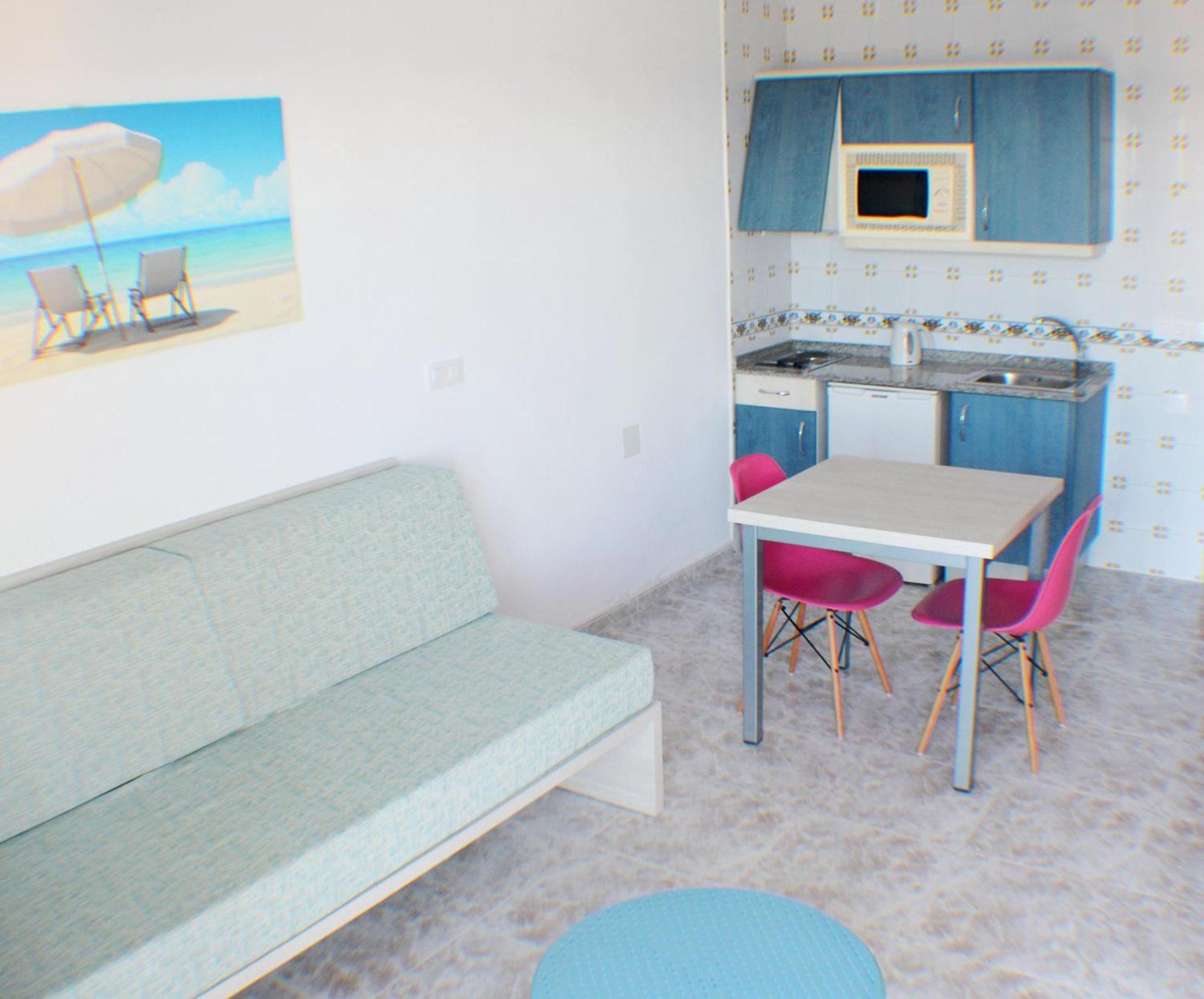 One-Bedroom Apartment with Sea View,1612969655:JPEG