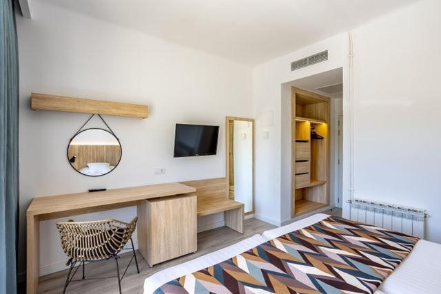 Standard Double Room - Only Adults,1600217277:JPEG