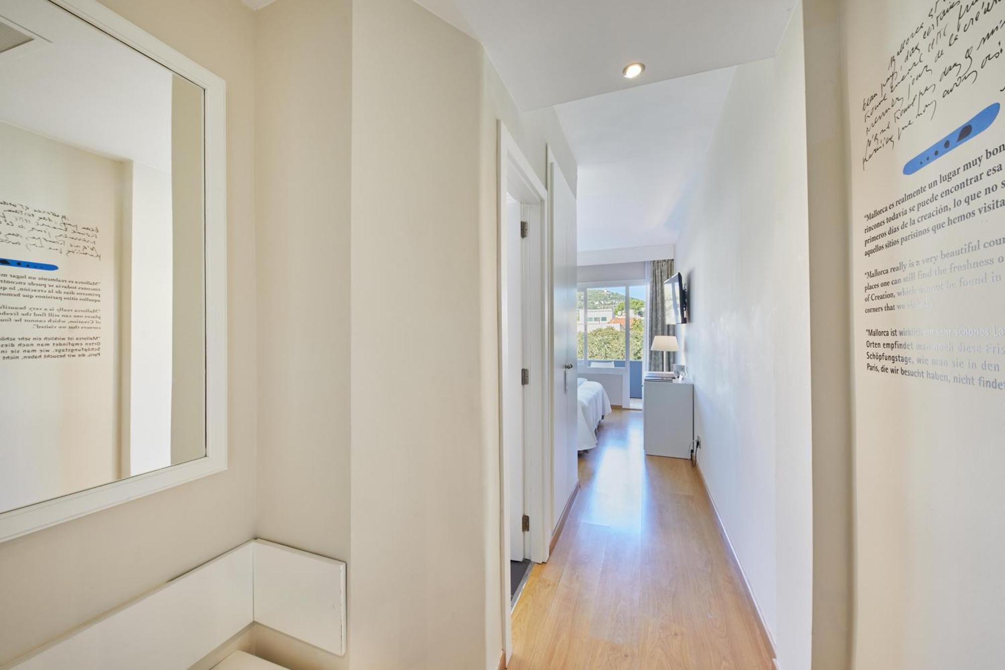 Double or Twin Room with Balcony