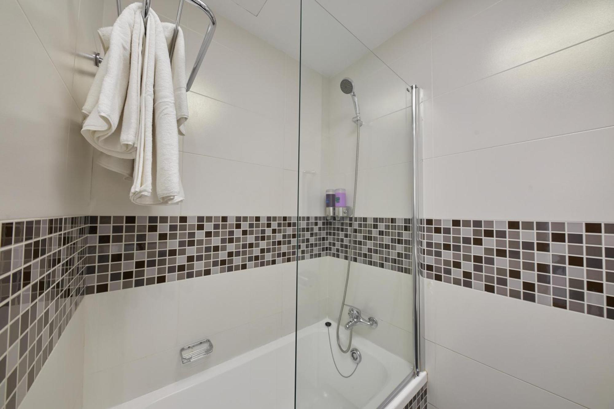 Premium Room with Pool View