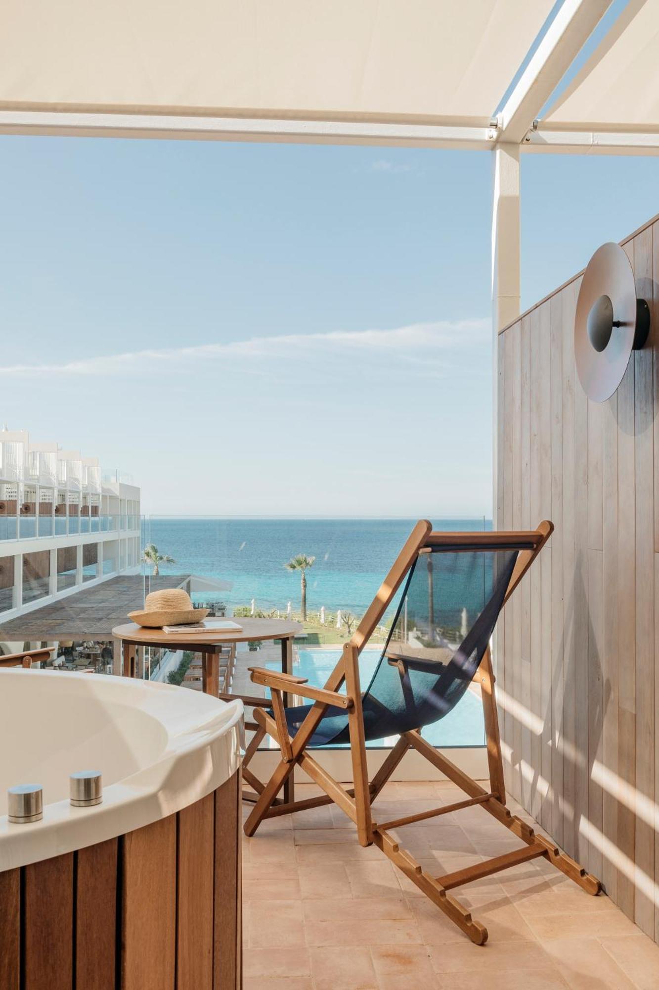 Junior Suite Sea View with Terrace Bathtub,1620588731:JPEG
