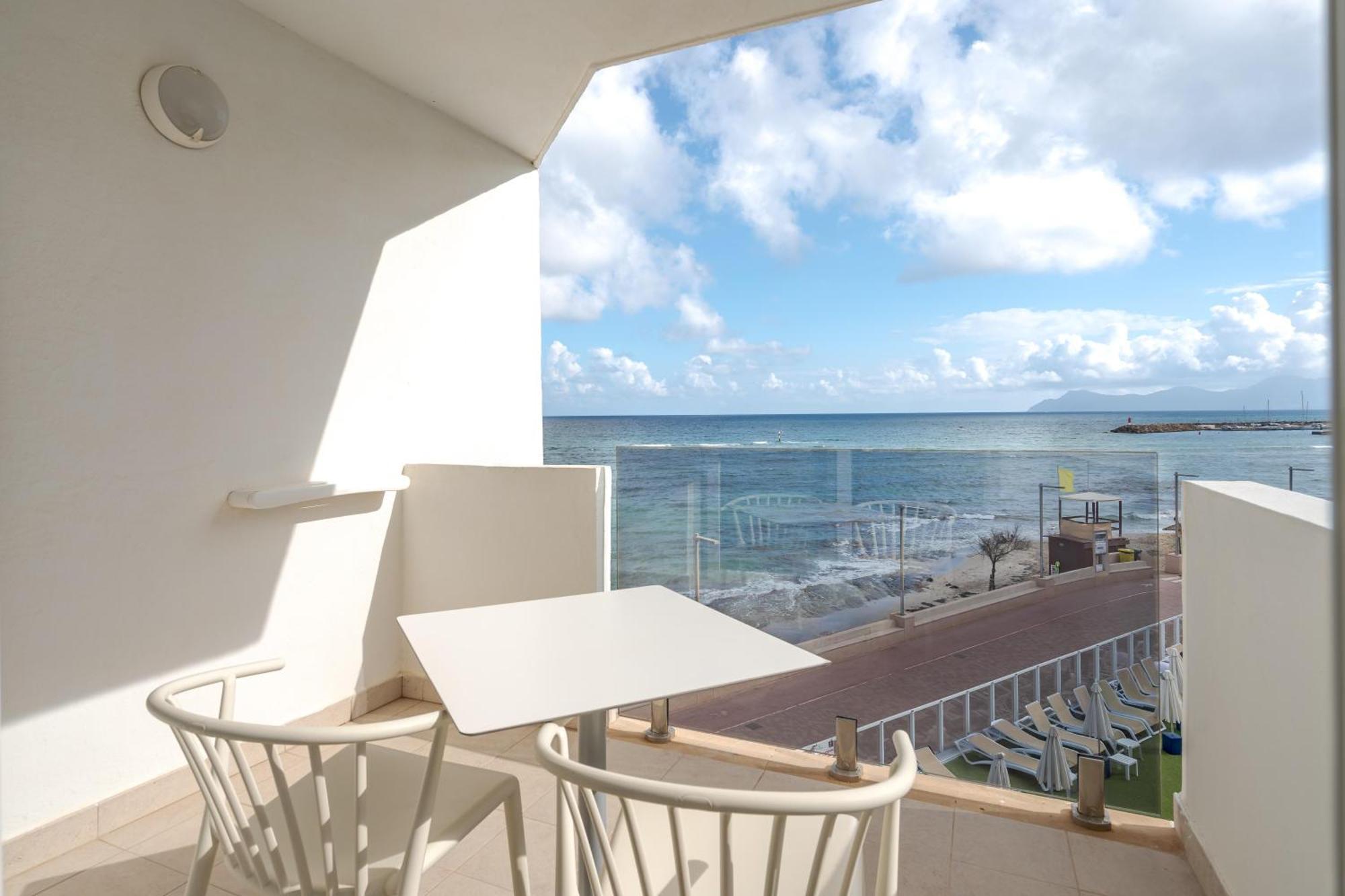 Appartement met Uitzicht op Zee (3 Volwassenen + 1 Kind)
