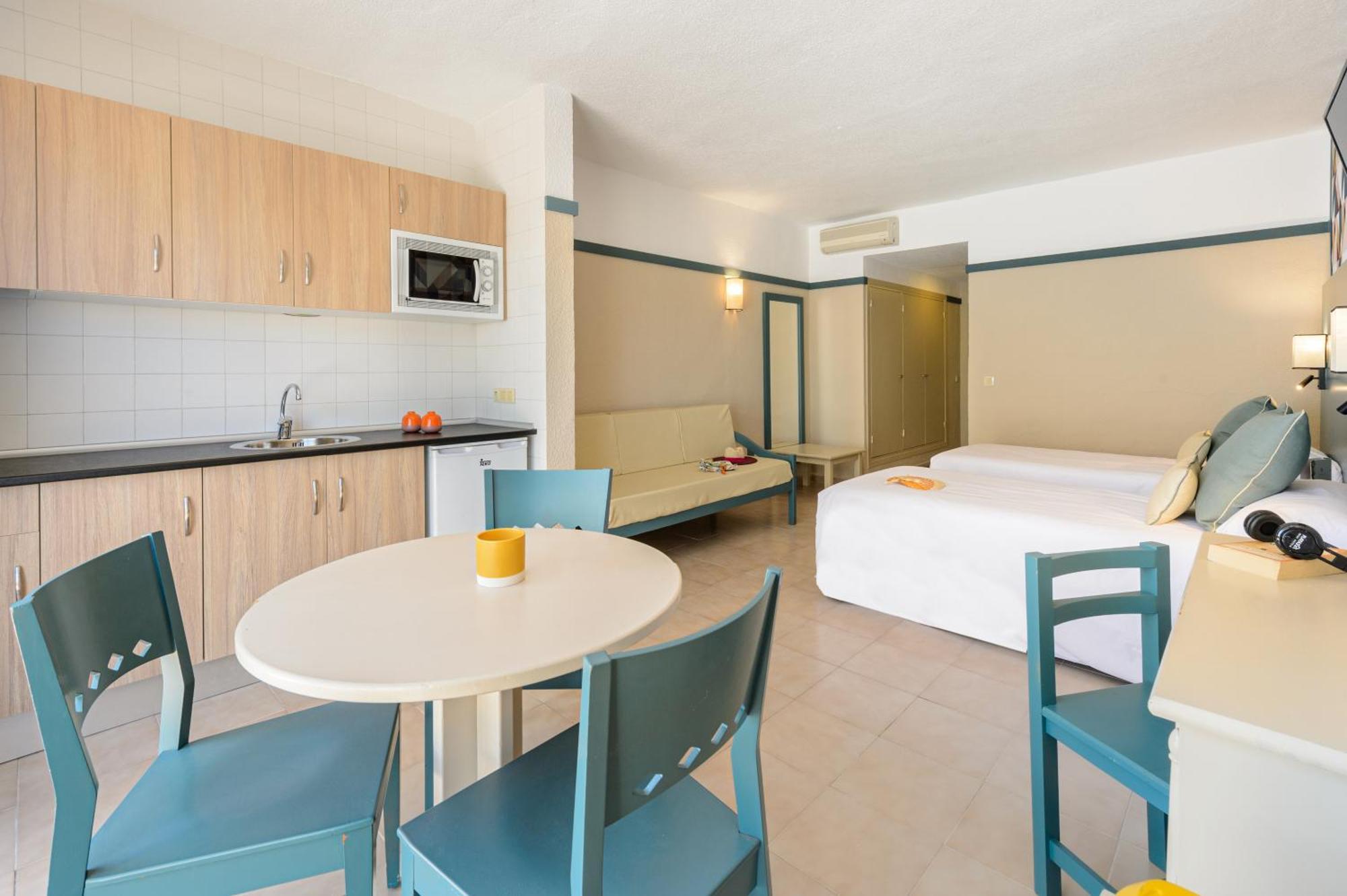 Studio,1637708856:JPEG