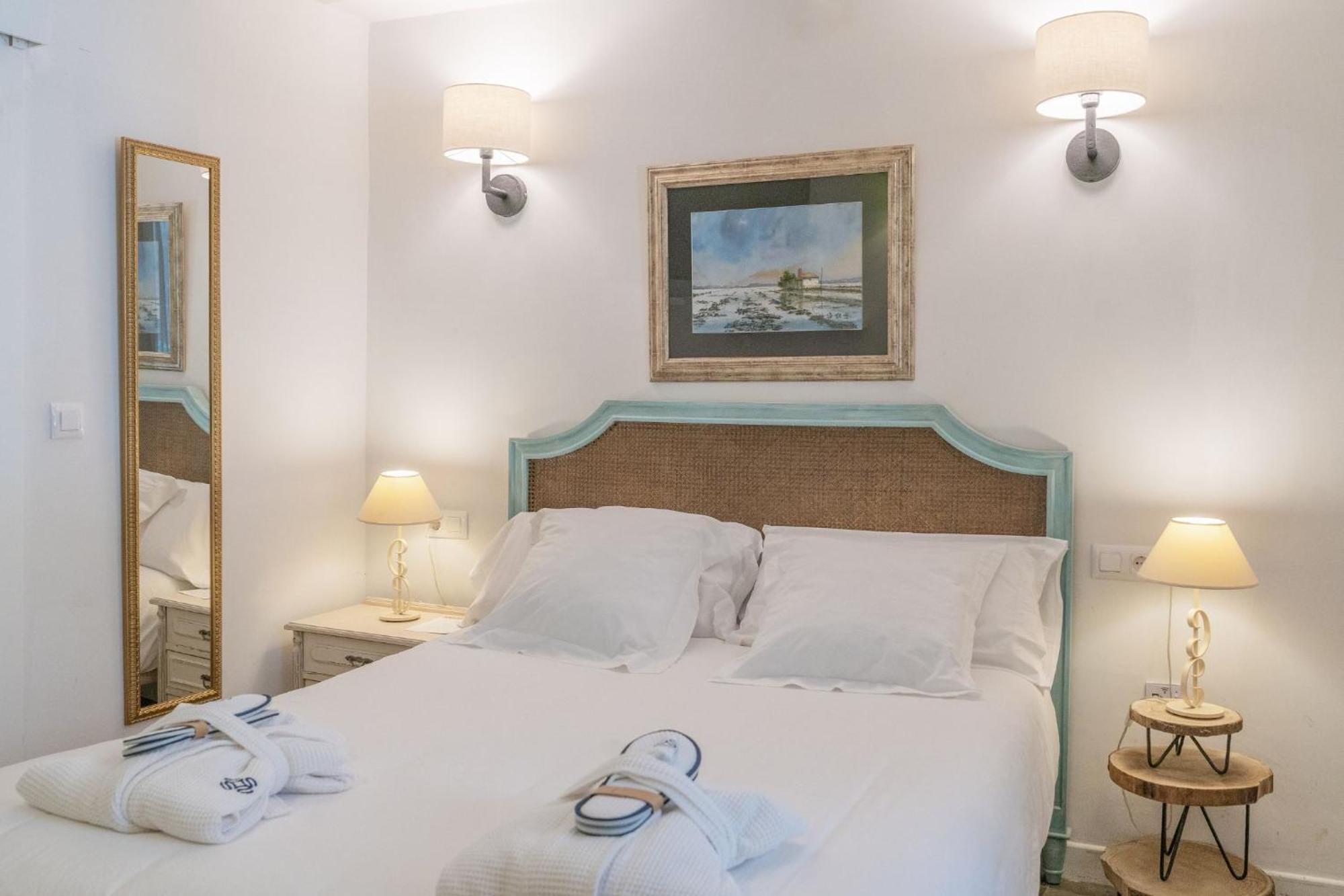 Double Room,1686430425:JPEG
