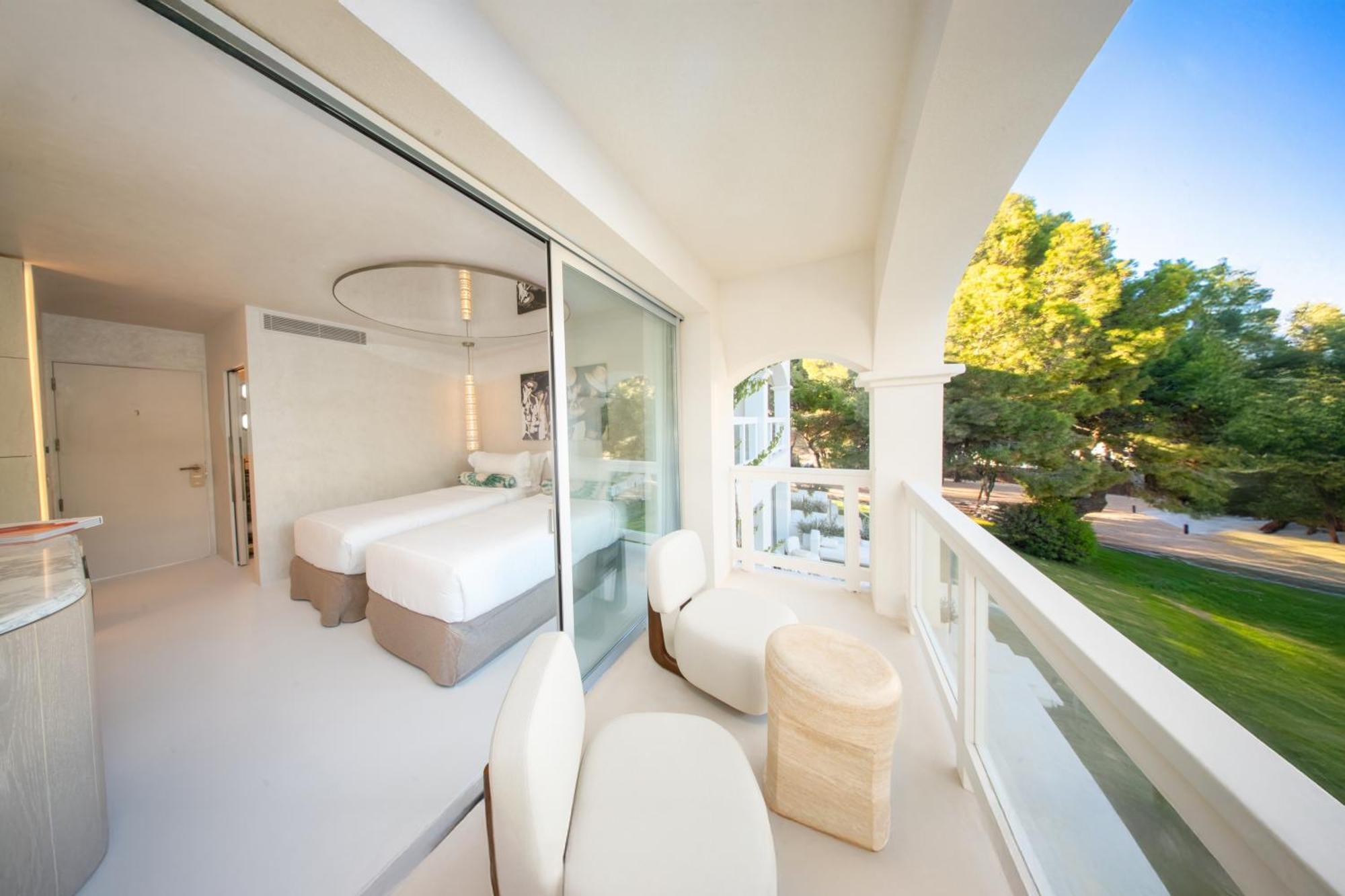 Superior Room with 2 Single Beds- Entrance to Pacha Club Included,1674723980:JPEG