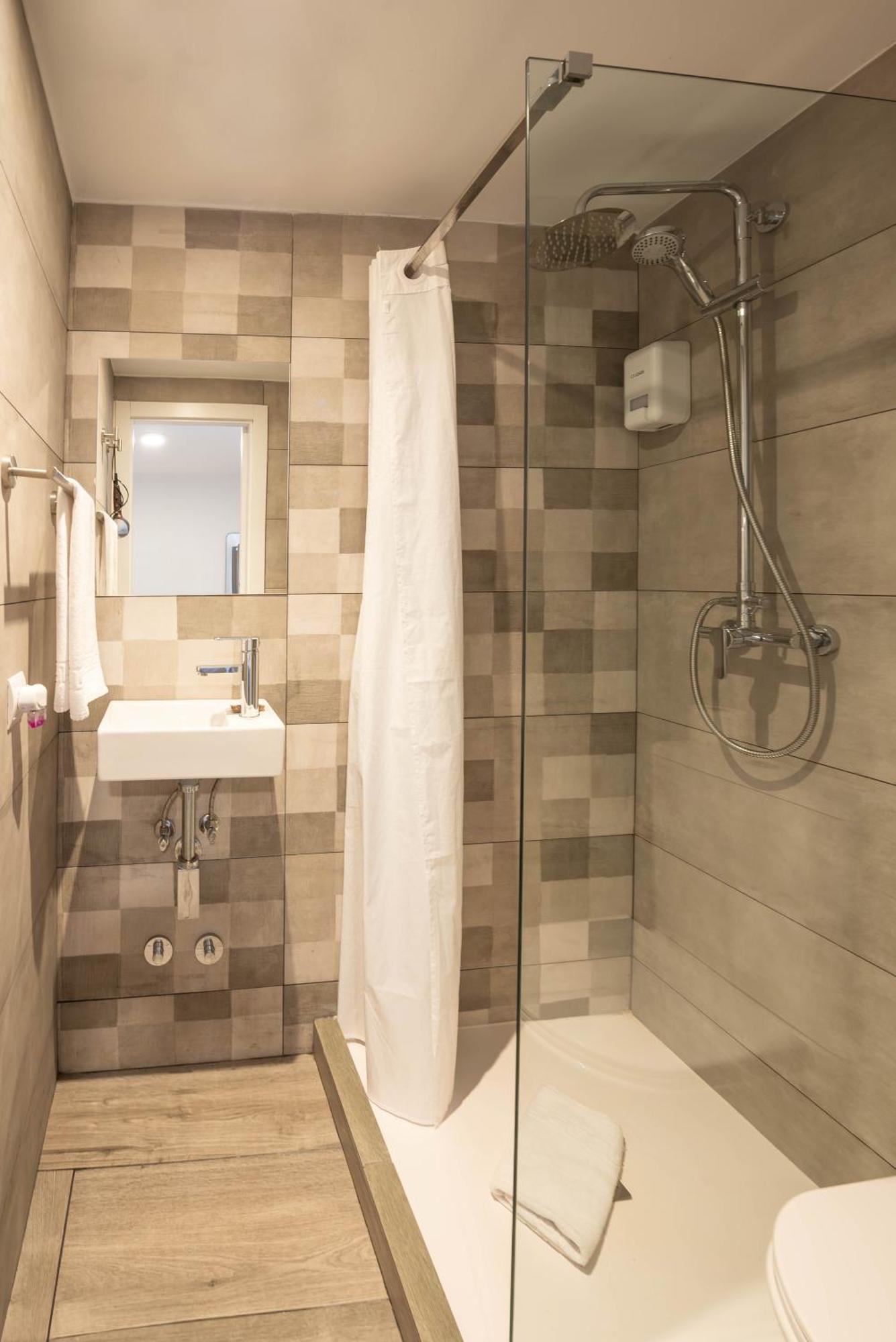 Double Room,1685084714:JPEG