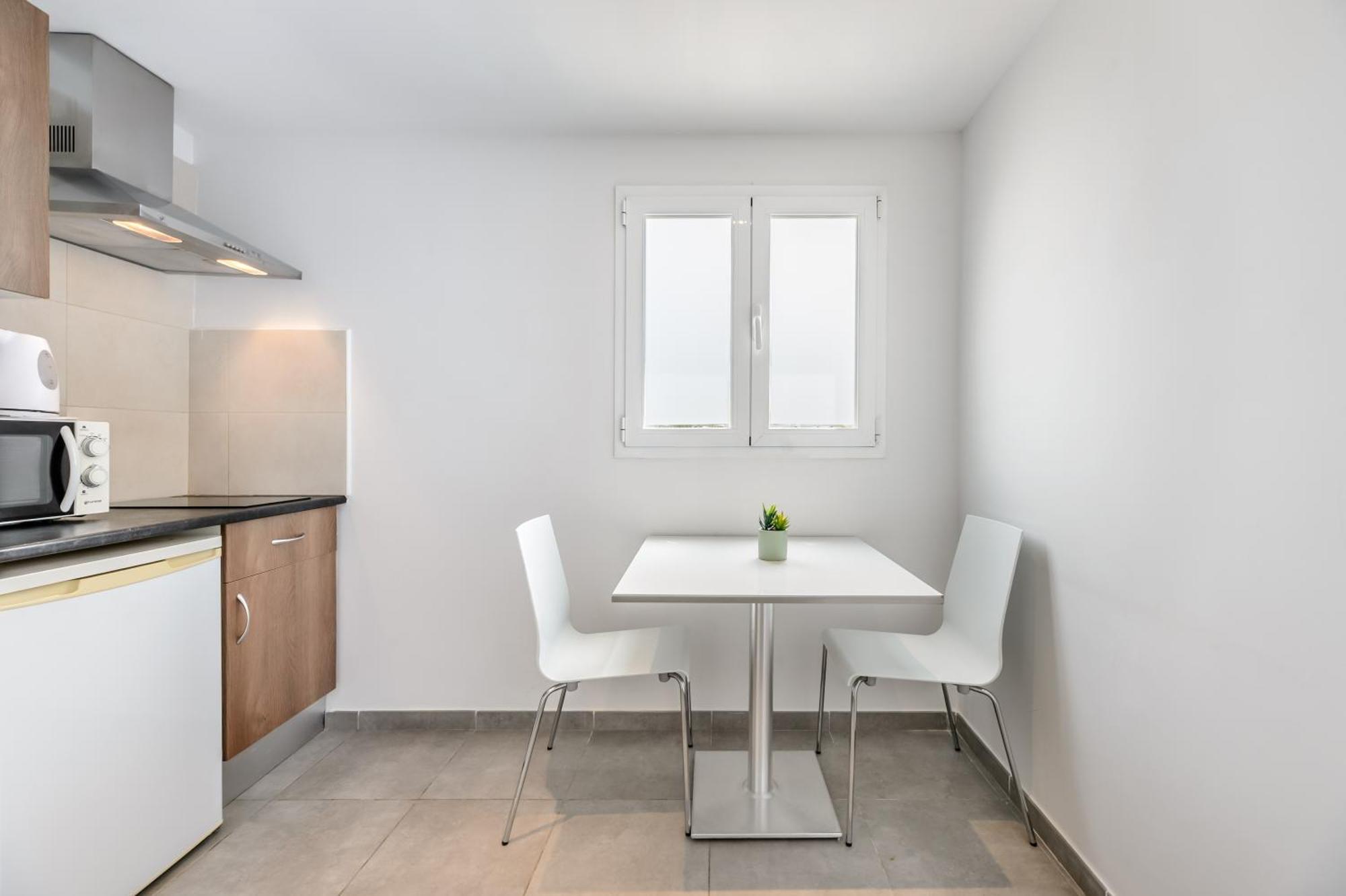 Superior Apartment,1698864441:JPEG