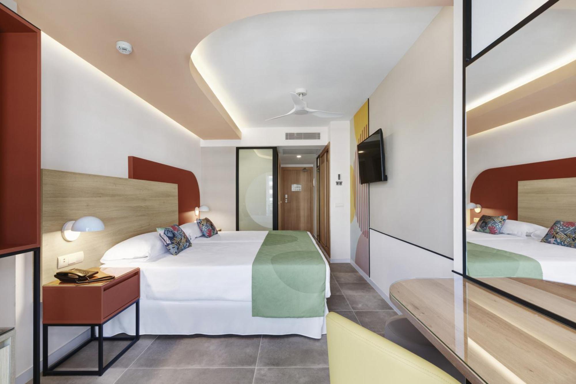 Double Room,1740688637:JPEG