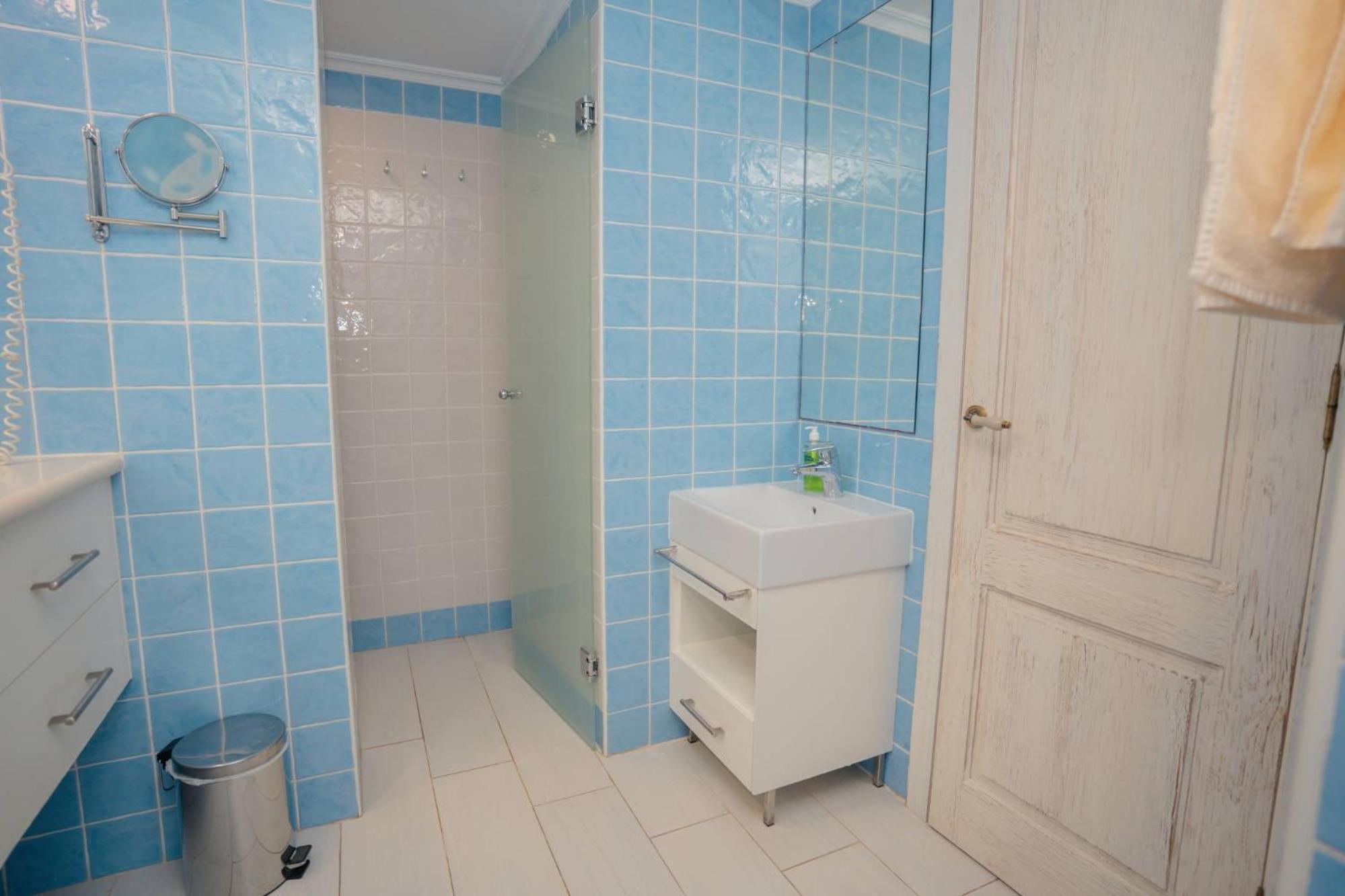 One-Bedroom Apartment,1742807311:JPEG