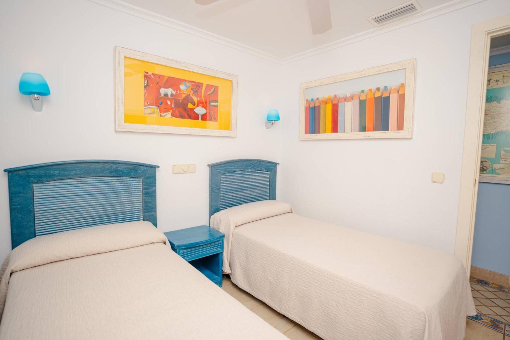 Superior Two-Bedroom Apartment,1742807309:JPEG