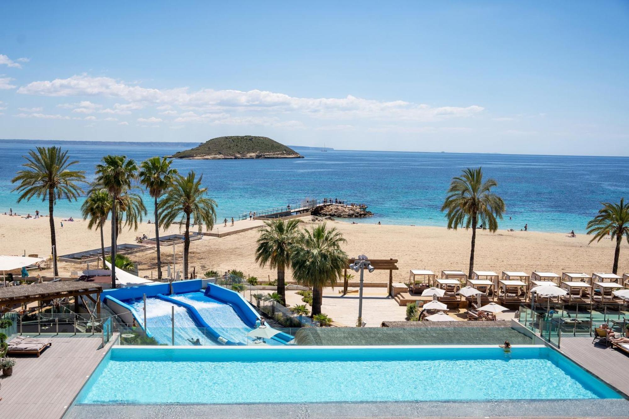 The Beach House 2 Bedroom Suite Sea View