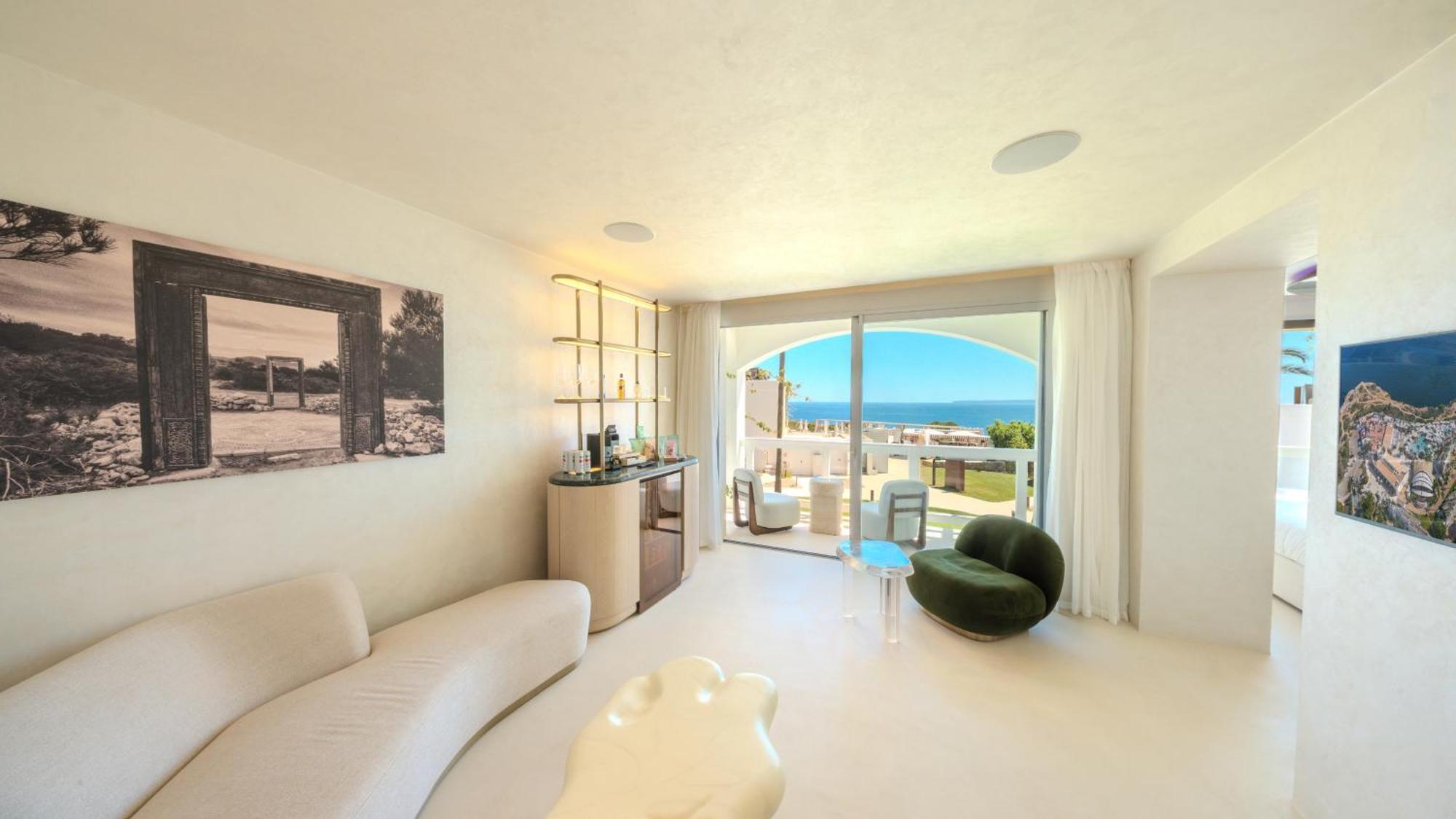 Junior Suite with Sea View- Entrance to Pacha Club Included