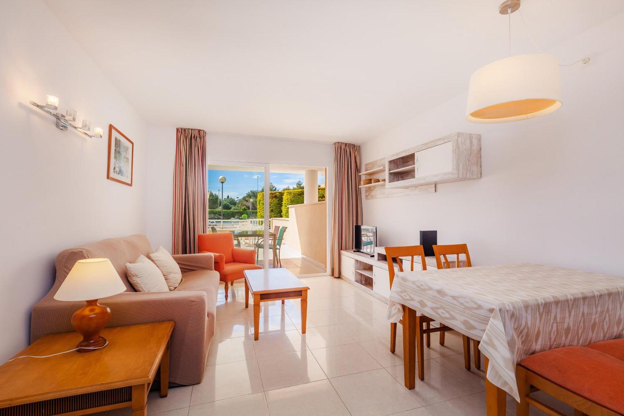 Deluxe Apartment mit Balkon und 2 Schlafzimmern