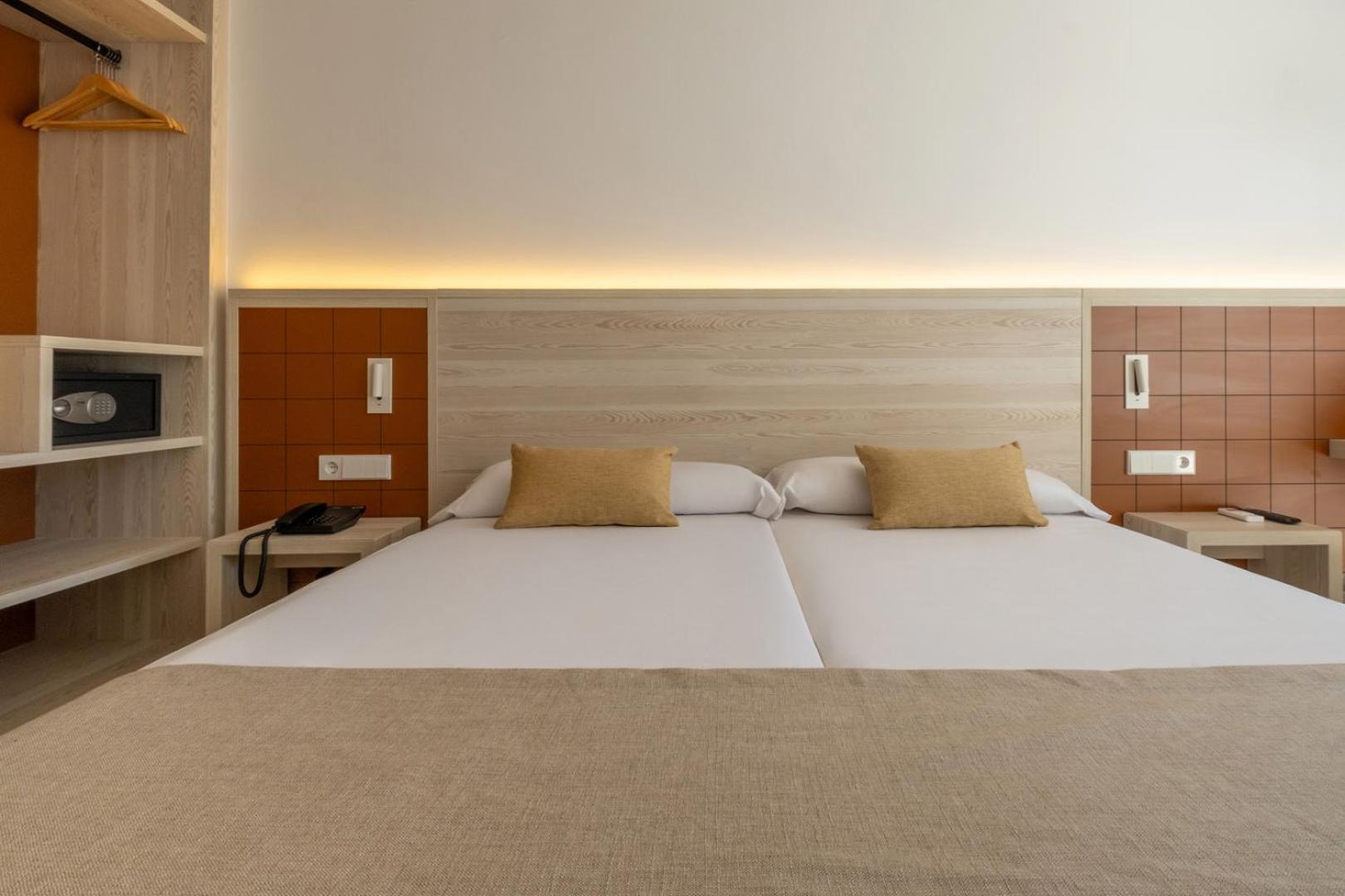 Twin Room Sea View