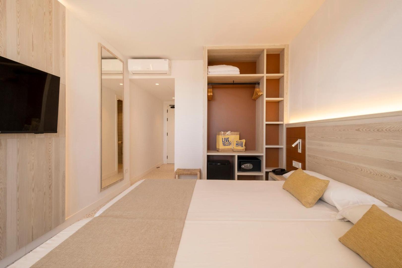 Superior Twin Room Sea View
