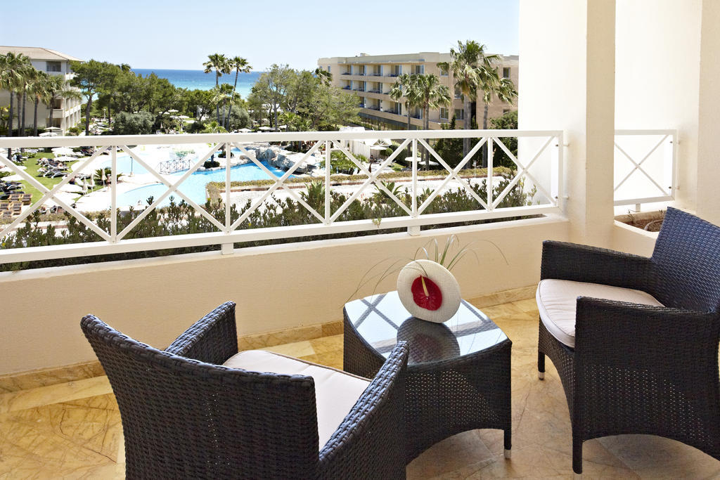 Suite Premium (2 Adultes + 2 Enfants)