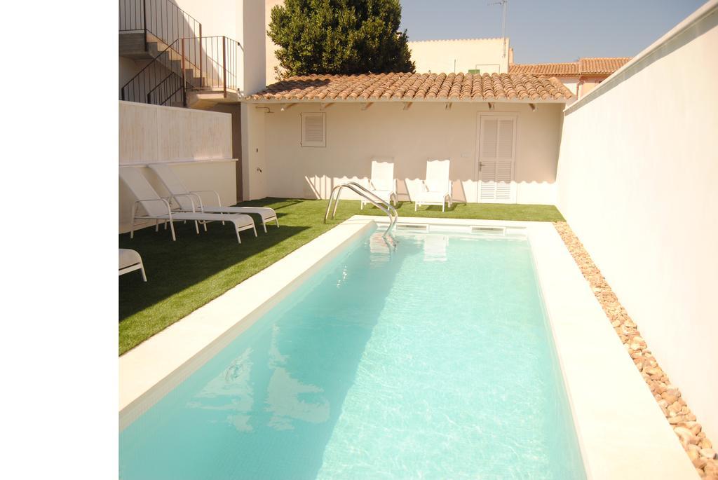 Apartment with Pool View,264655341:JPEG