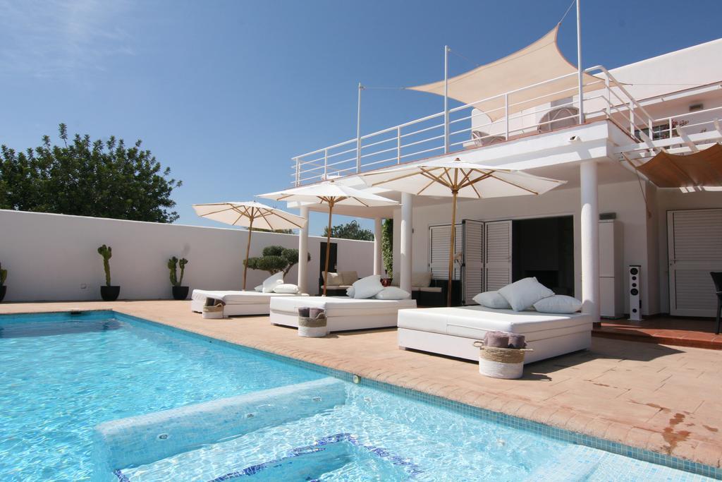 Villa con Piscina Privata