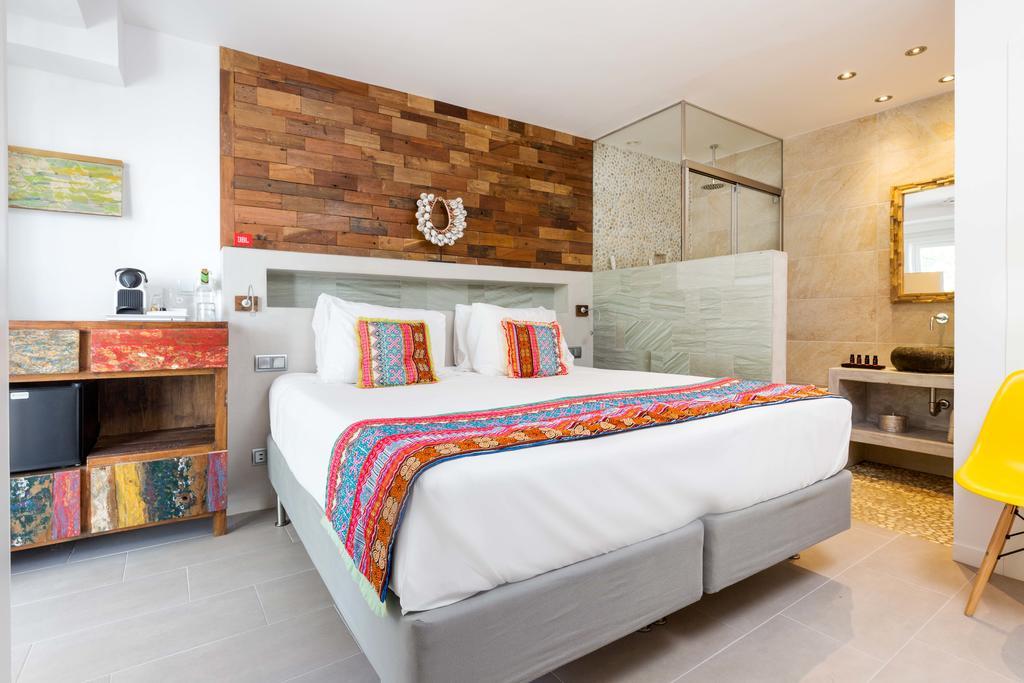 Family Suite with Garden View