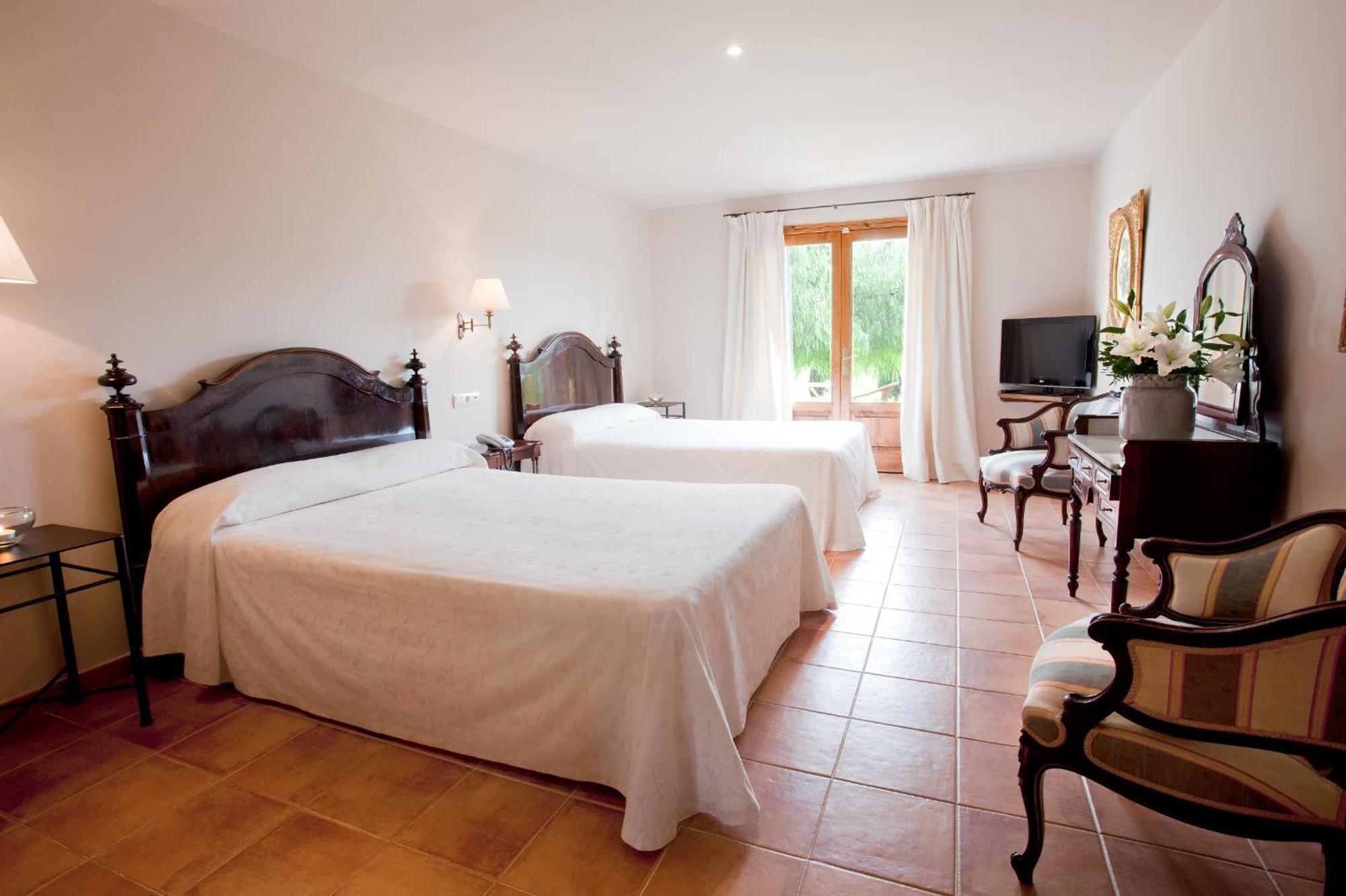 Habitación Doble Superior (2 adultos + 1 niño)