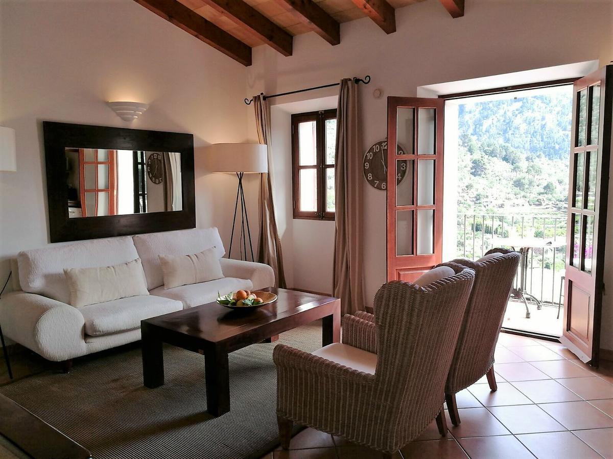 Suite Apartamento de 1 dormitorio con balcón pequeño