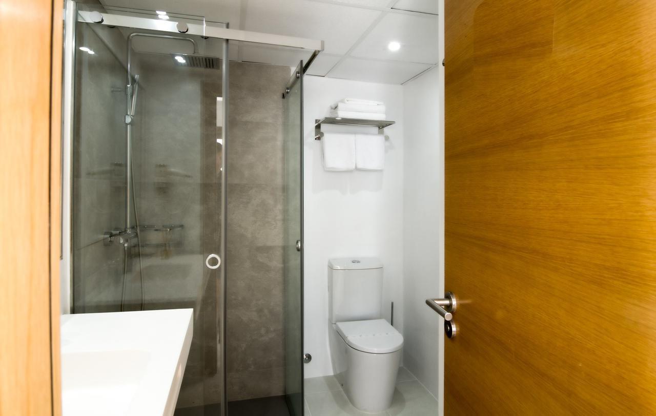 Studio (2 Adults)