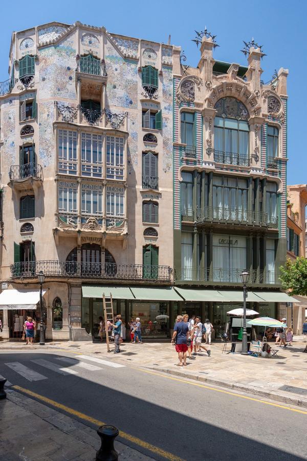 Apartment,667851072:JPEG