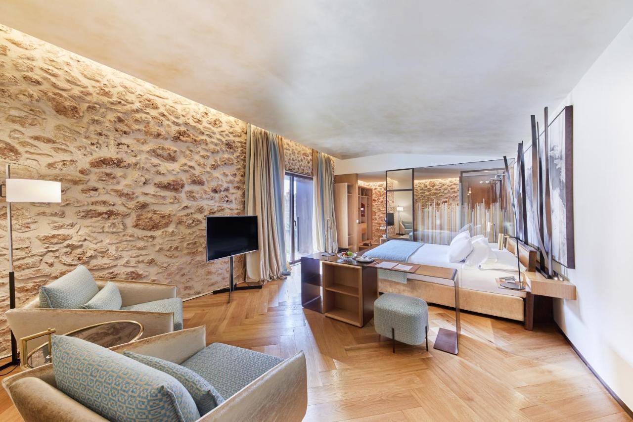 Premium Junior Suite,696947883:JPEG
