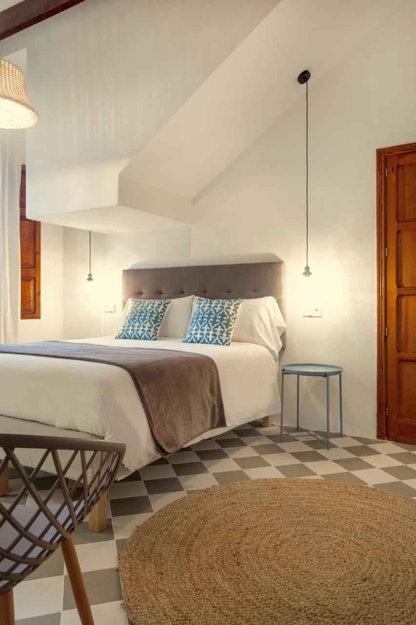 Standard Double Room,759303794:JPEG