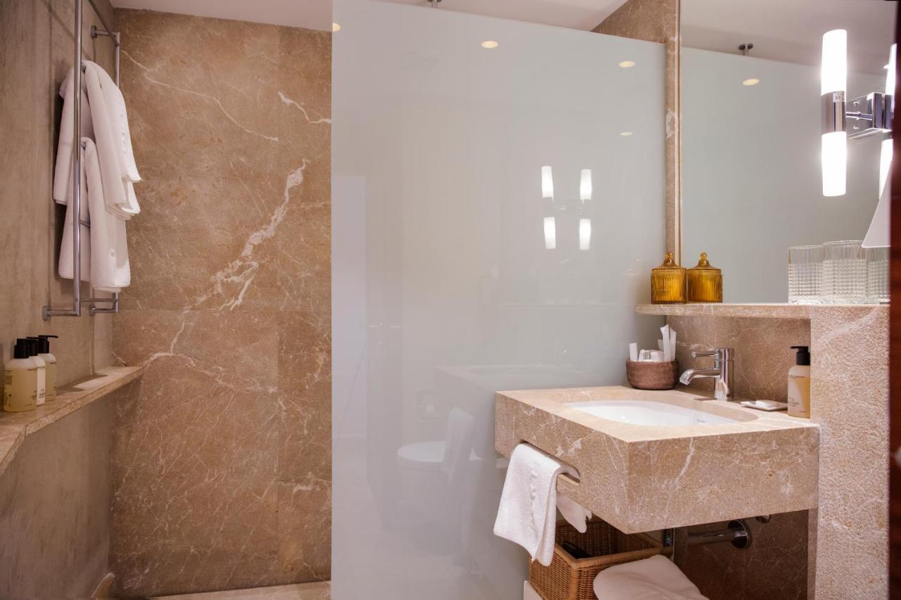 NO VIEW SINGLE ROOM,893719606:JPEG