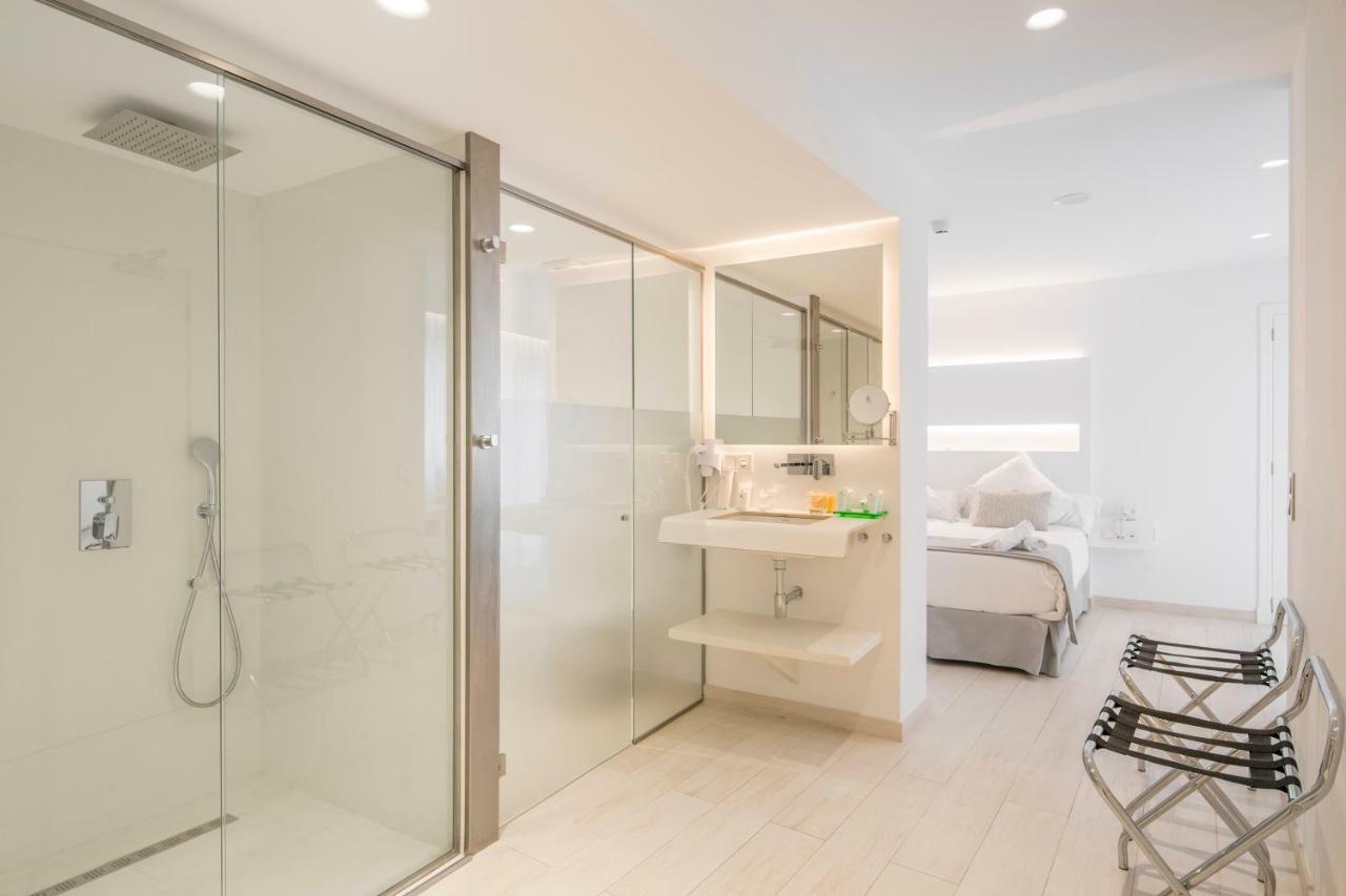 Double Room Shared Patio