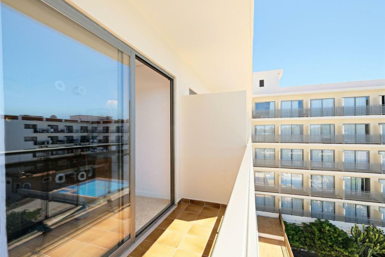 Triple Room,1272580129:JPEG