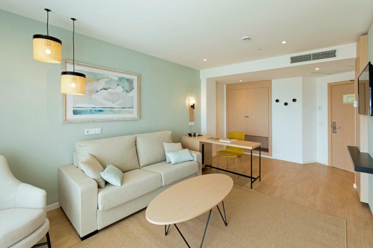 Superior Suite Side Sea View
